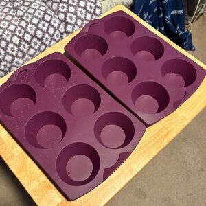 Set of 2 Tupperware Silicone Baking Forms Muffin & Cupcake Mold Lightweight